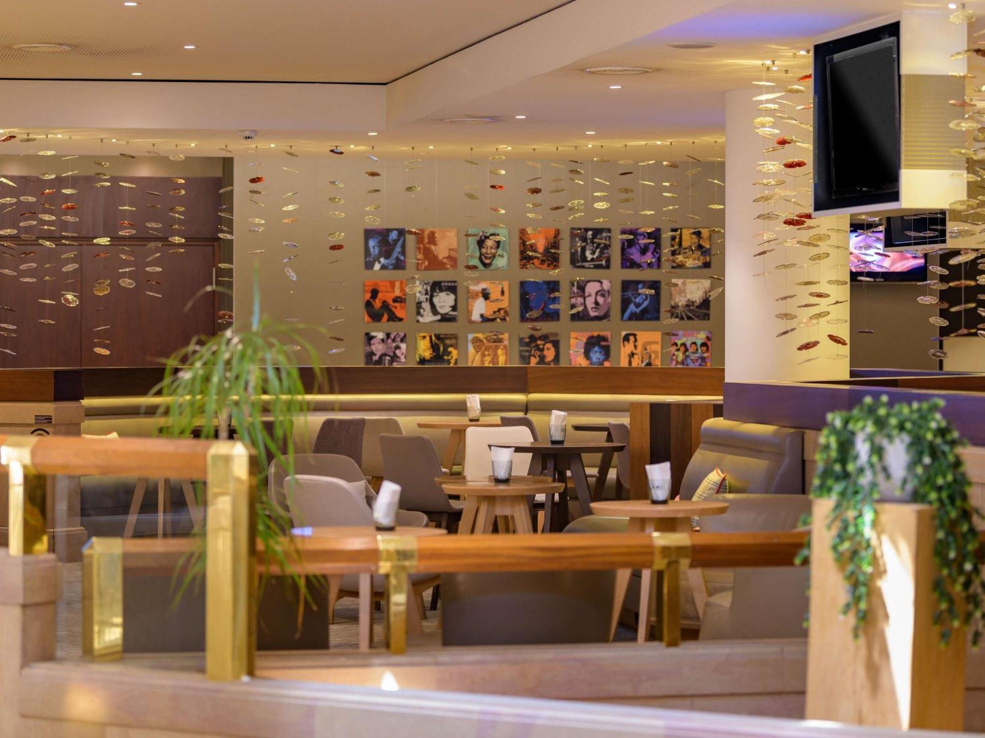 Moevenpick Hotel Geneva Meyrin Exterior foto